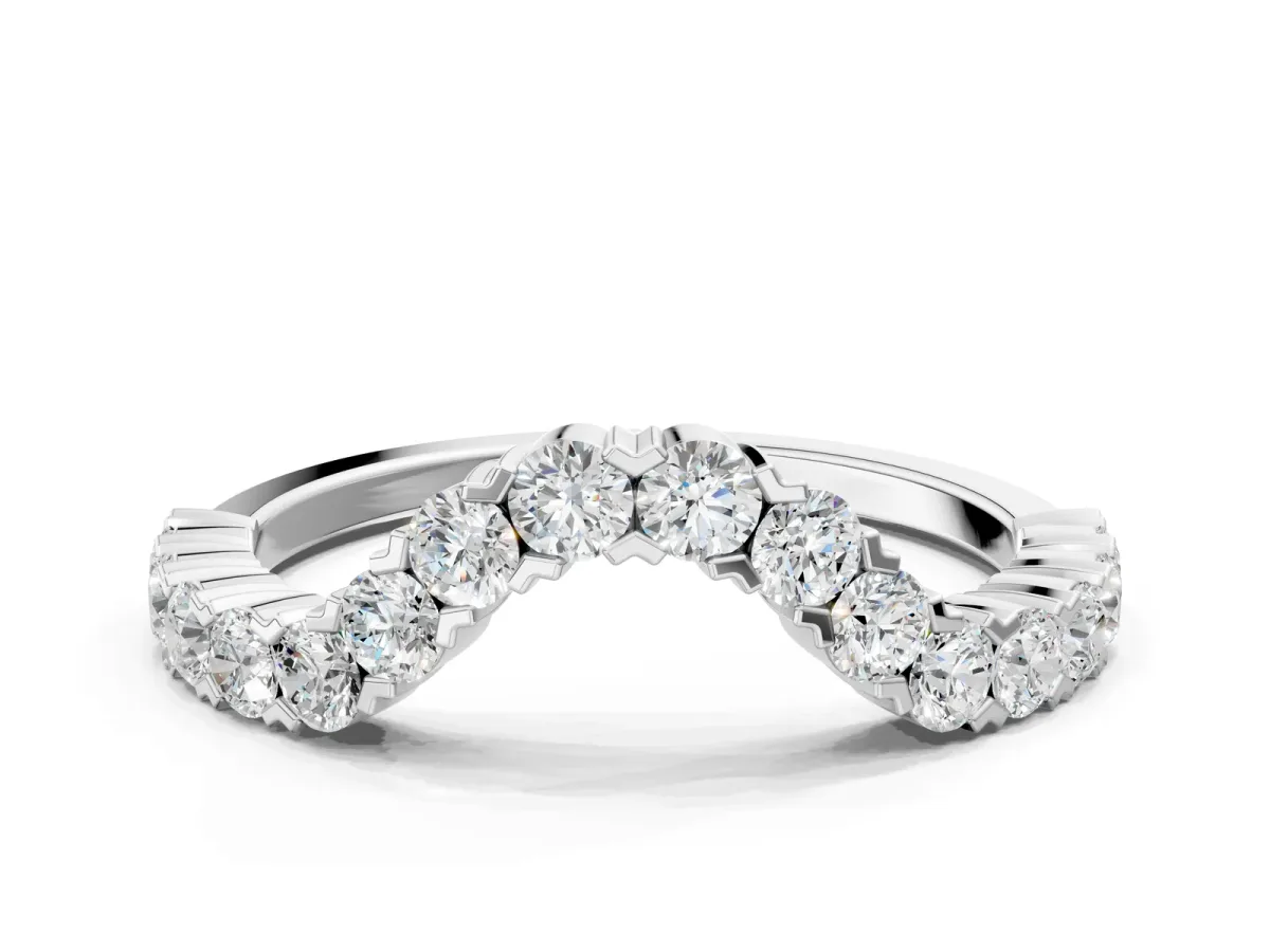 V-Shaped Diamond Round Cut Pavé Band with Prong Setting Platinum