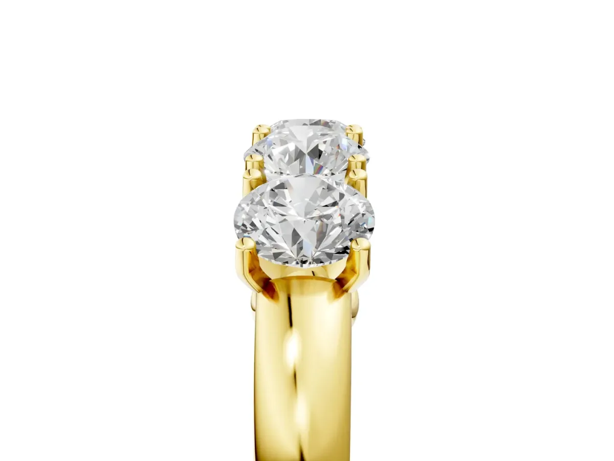 Four-Stone Round Cut Diamond Prong-Set White Gold Band Yellow gold