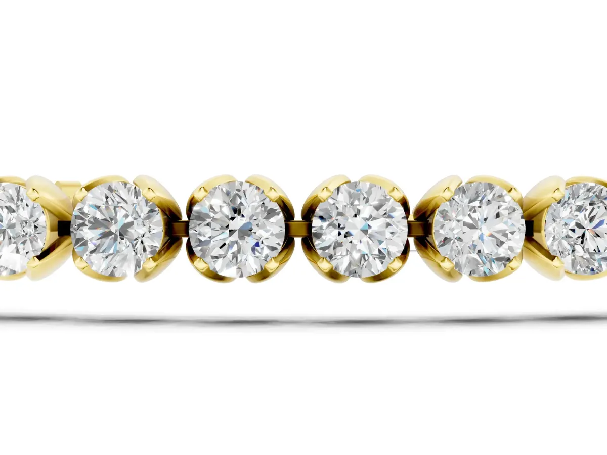 Round Cut Diamond Tennis Bracelet with Claw Prong Setting Yellow gold