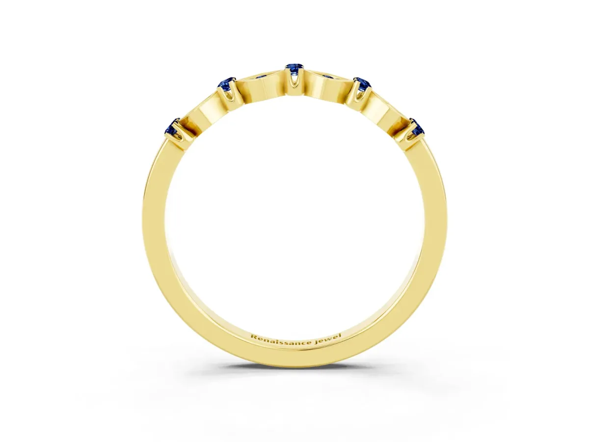Pavé Cushion Blue Sapphire Cluster Eternity Band with Prong Setting Yellow gold