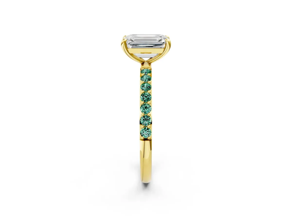 Emerald Cut Diamond Solitaire Ring with Round Green Sapphire Pavé Band and Prong Setting Yellow gold