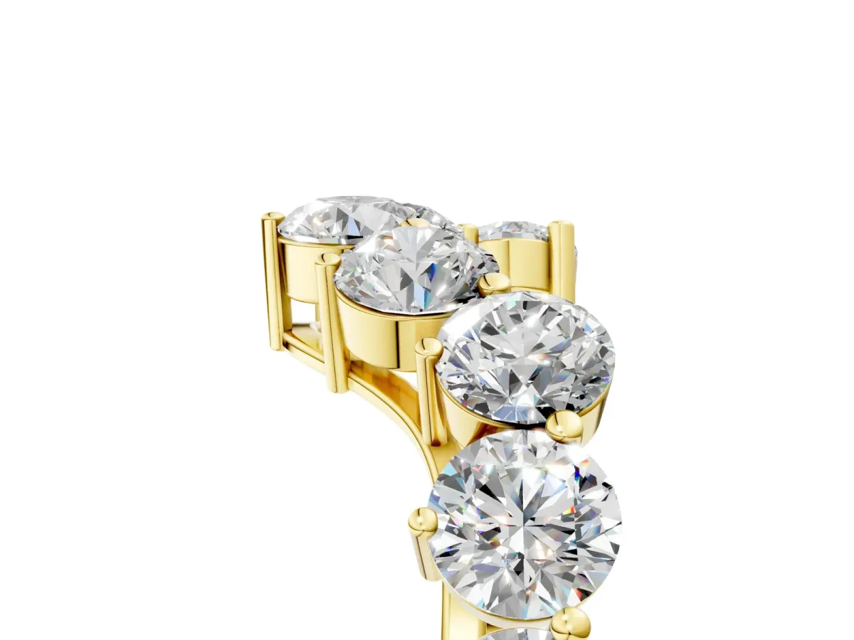 Curved Diamond Cluster Band - Round Stones, Split Shank, Prong Setting Yellow gold