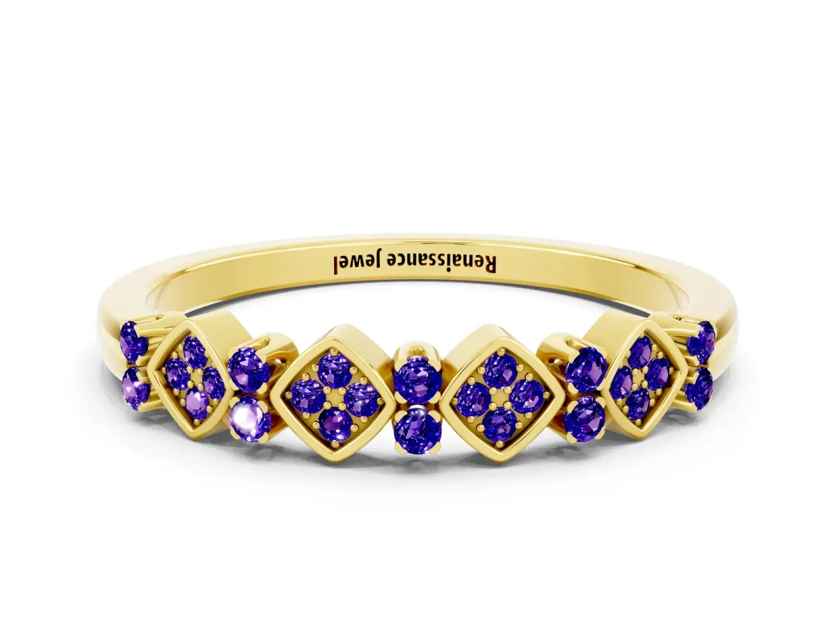 Pavé Cushion Tanzanite Cluster Eternity Band with Prong Setting Yellow gold