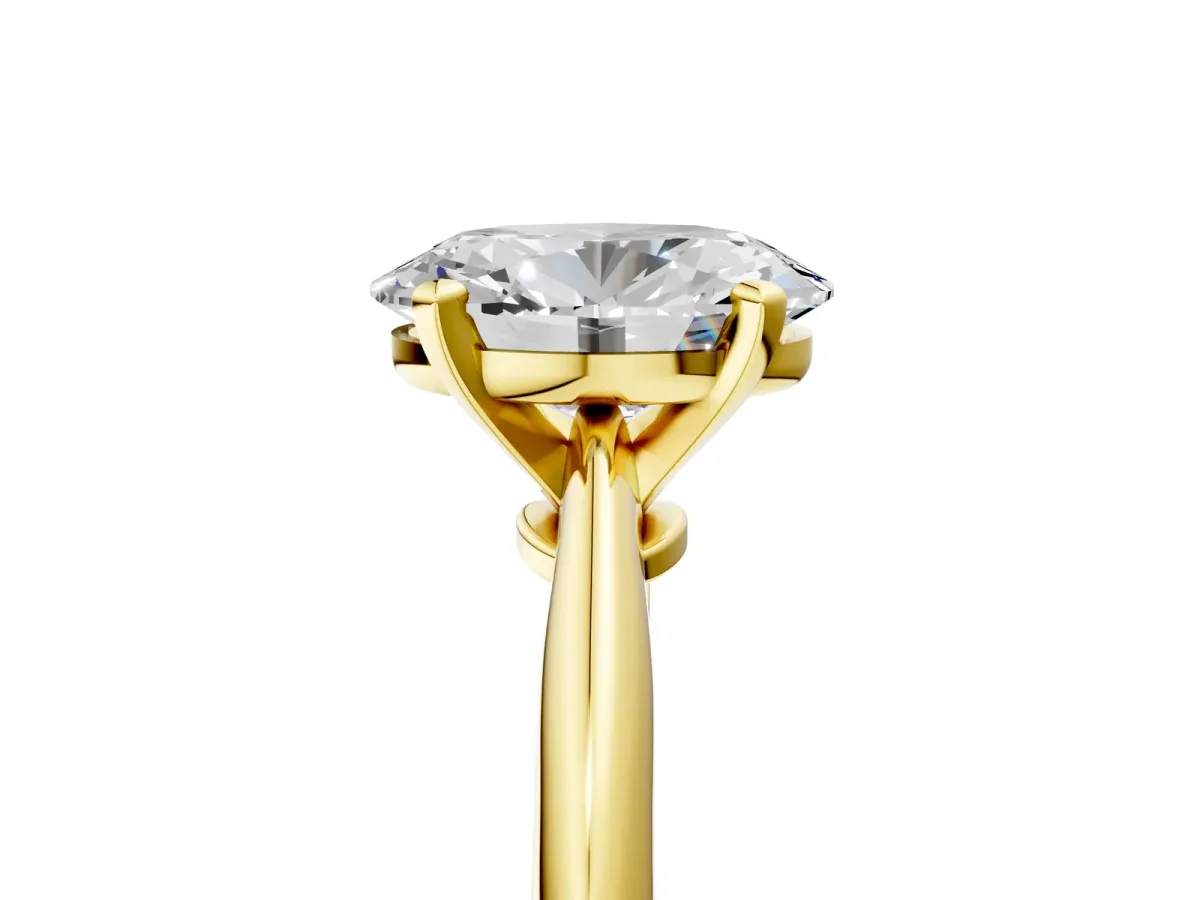 Oval Cut Diamond Solitaire Engagement Ring with Classic Band and Four-Prong Setting Yellow gold