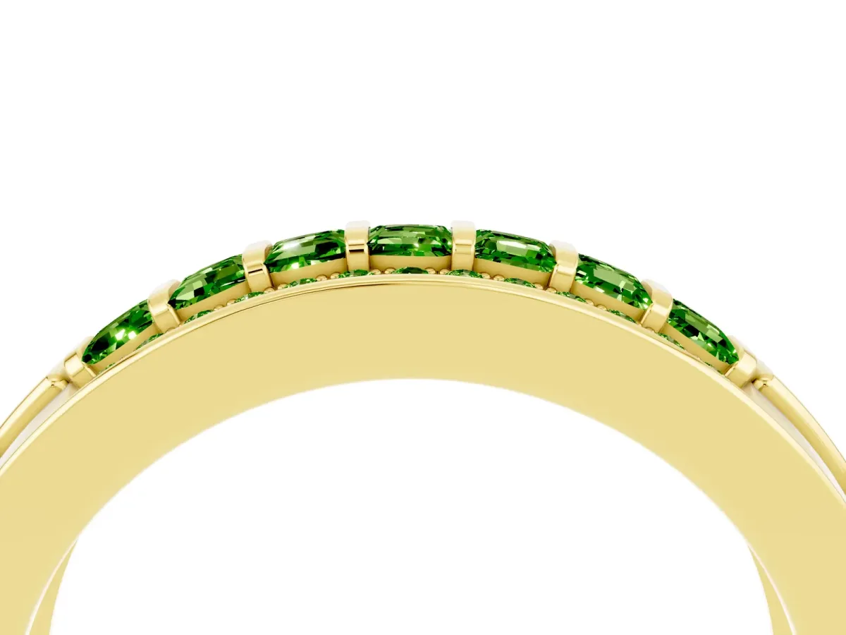 Bar-Set Princess Cut Peridot Pavé Band Yellow gold