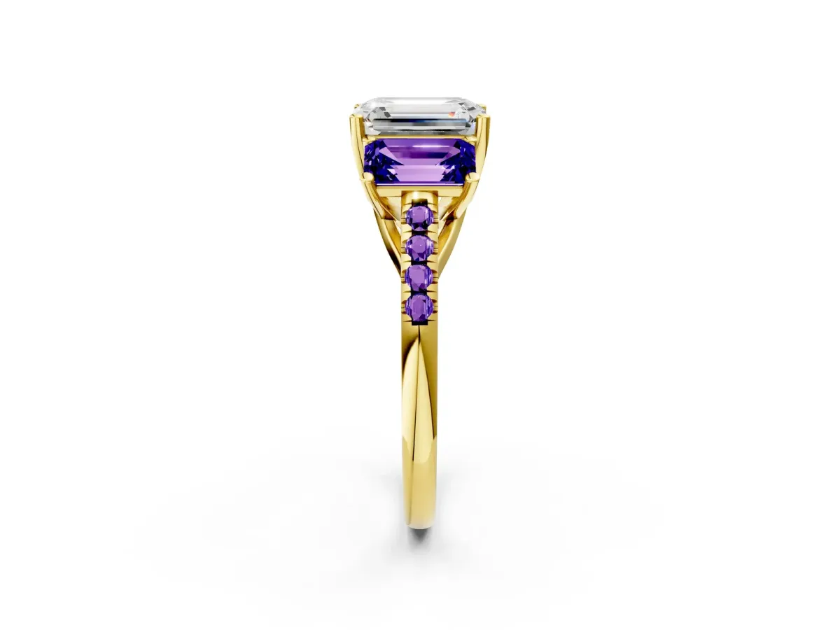 Three-Stone Emerald Cut Diamond Ring with Round Tanzanite Pavé Band and Prong Setting Yellow gold