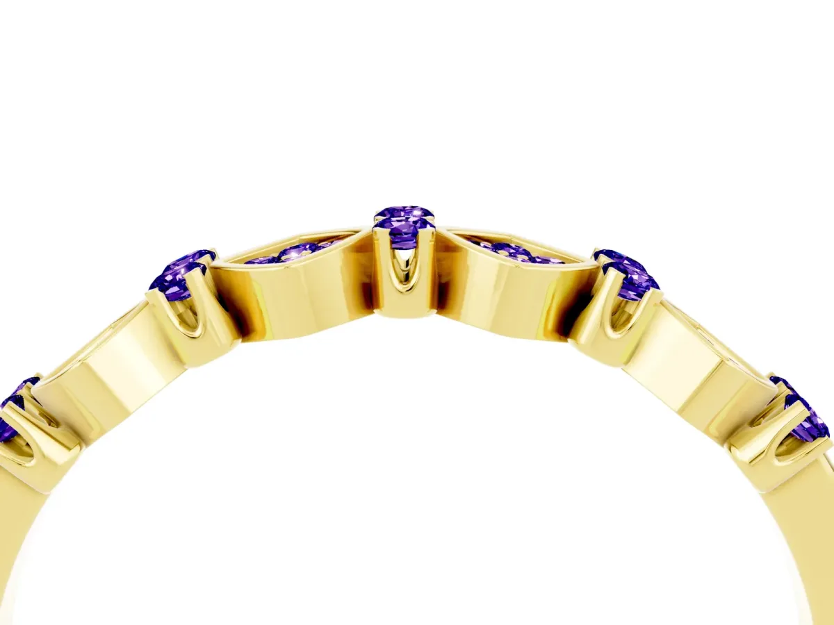 Pavé Cushion Tanzanite Cluster Eternity Band with Prong Setting Yellow gold
