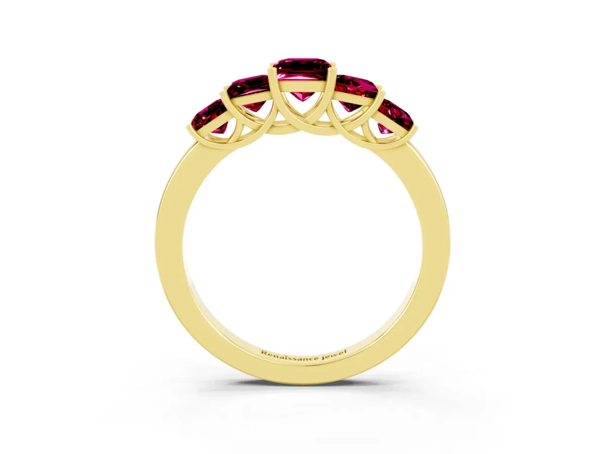 Princess Cut Five-Stone Garnet Ring with Classic Prong Setting Yellow gold