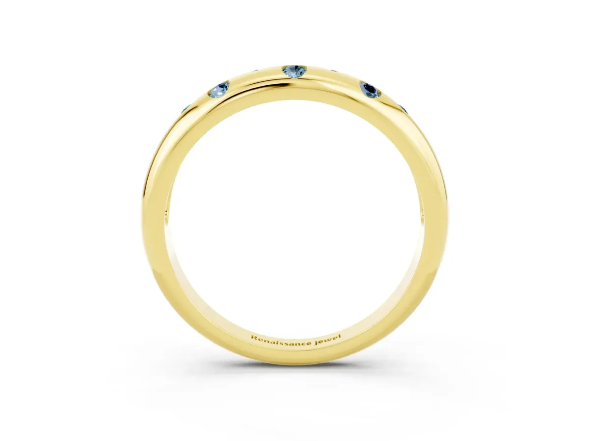Round Aquamarine Flush-Set Comfort Fit Band Yellow gold