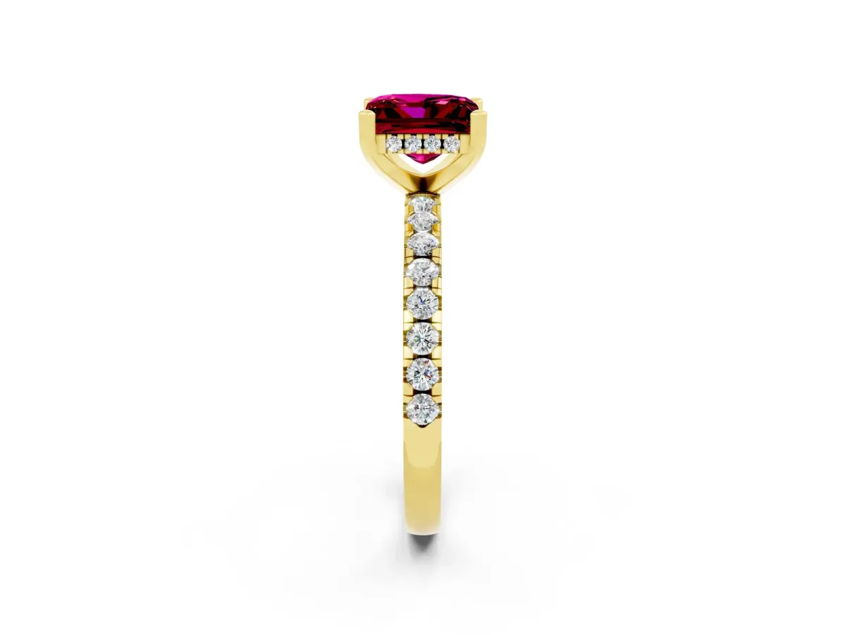 Princess Cut Garnet Solitaire Ring with Round Pavé Band and Four-Prong Setting Yellow gold