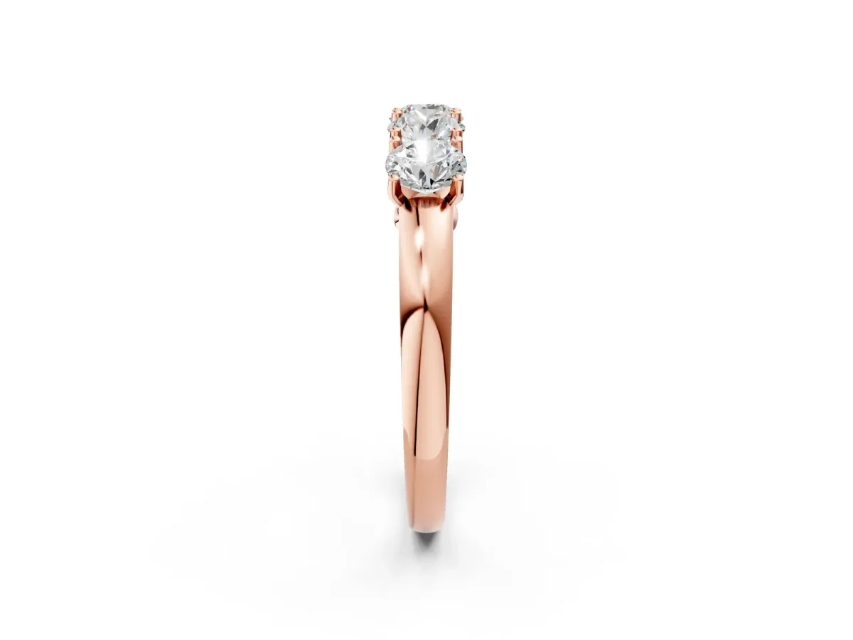 Four-Stone Round Cut Diamond Prong-Set White Gold Band Rose gold