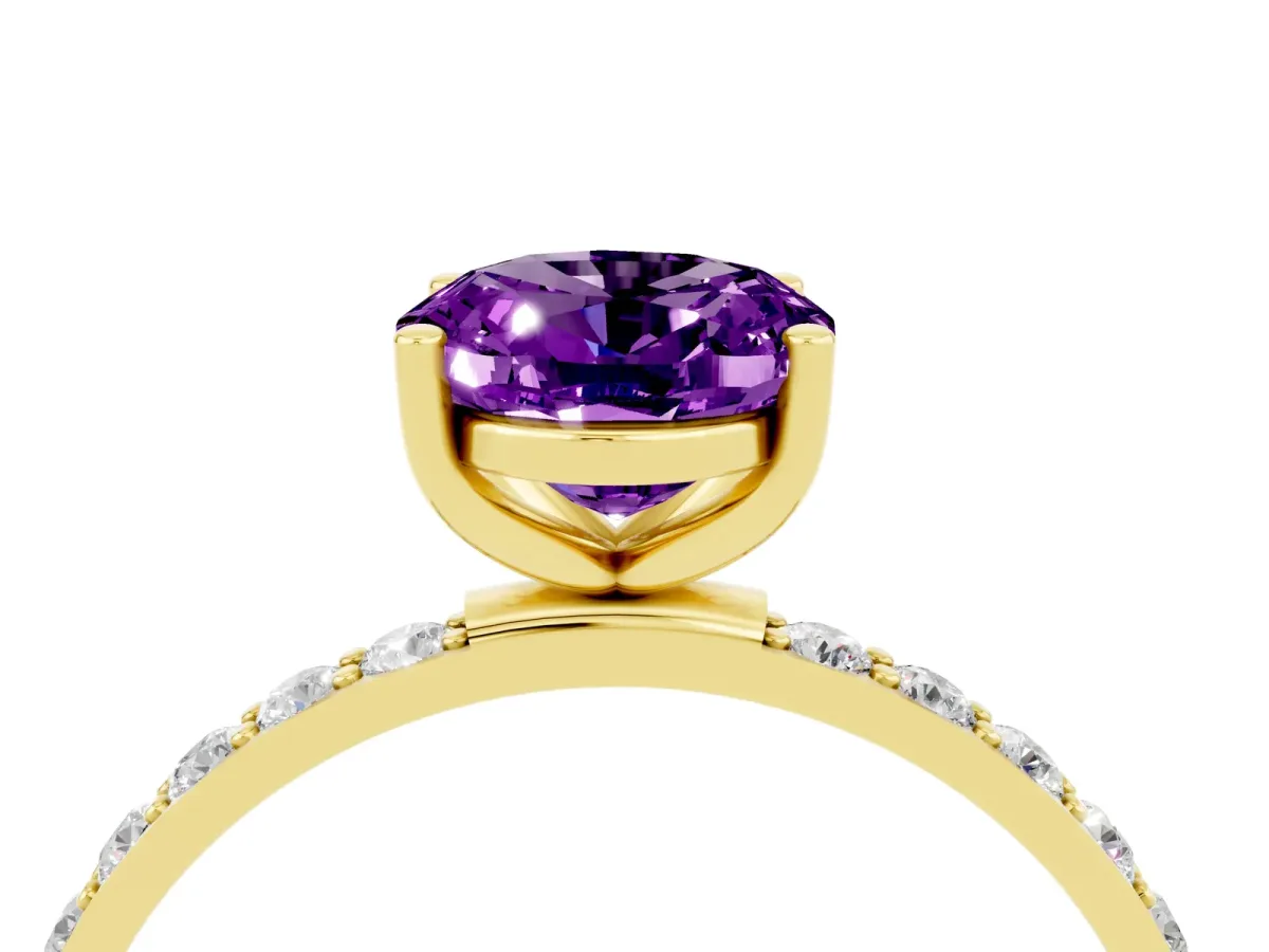Oval Cut Amethyst Solitaire Ring with Round Pavé Band and Prong Setting Yellow gold