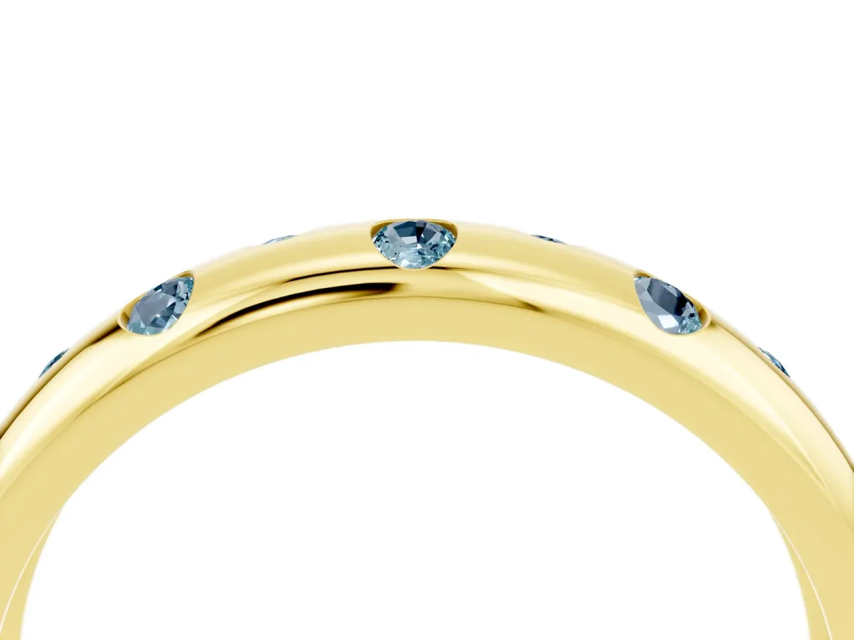 Round Aquamarine Flush-Set Comfort Fit Band Yellow gold