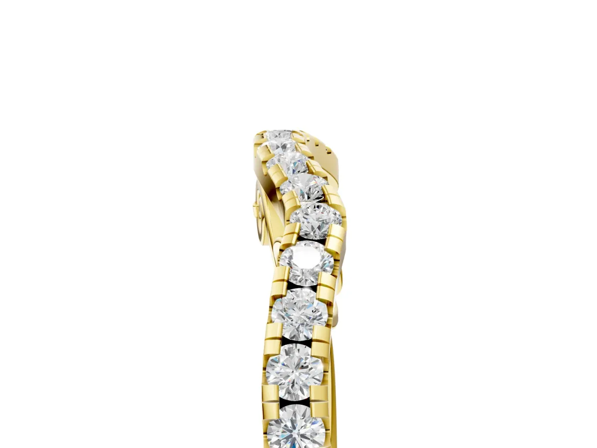 Curved Diamond Pavé Round Eternity Band with Shared Prong Setting Yellow gold