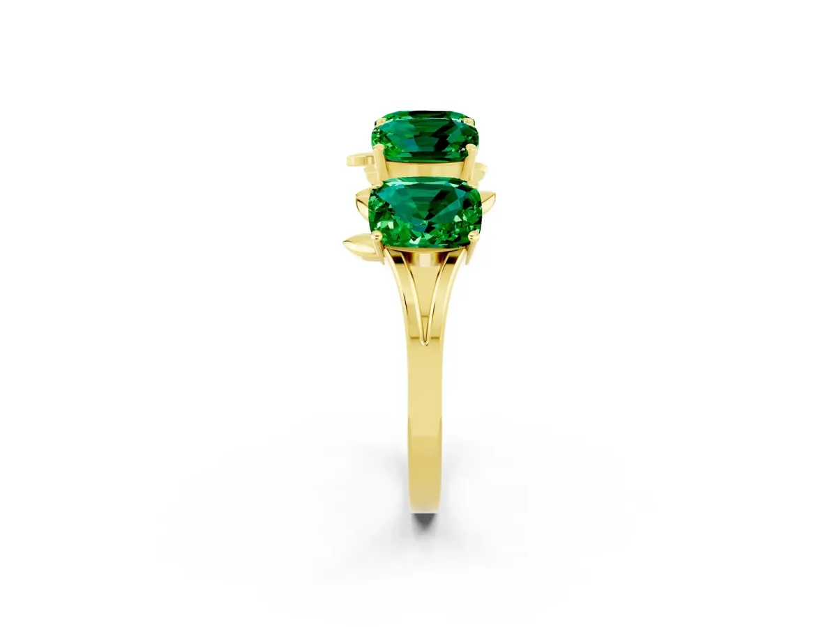 Four-Stone Elongated Cushion Emerald Band with Nature-Inspired Prong Setting Yellow gold