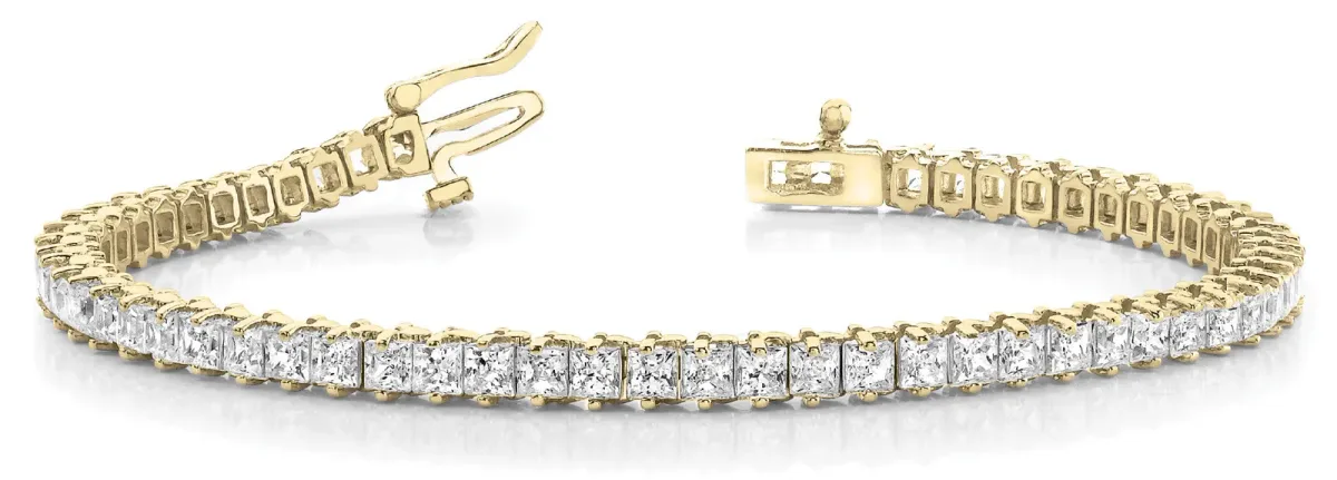 Princess Cut Diamond Tennis Bracelet with Four-Prong Setting Yellow gold