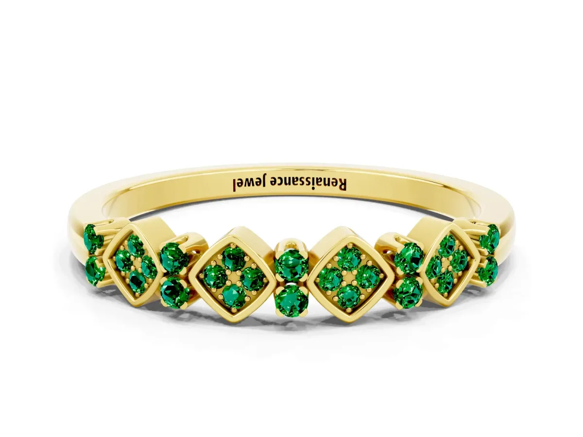 Pavé Cushion Emerald Cluster Eternity Band with Prong Setting Yellow gold