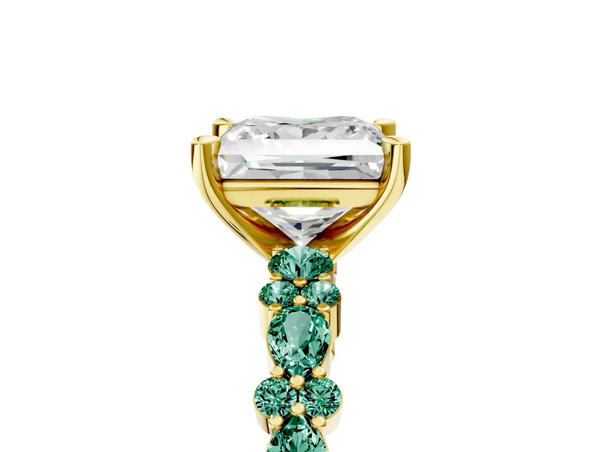 Princess Cut Diamond Side Stone Solitaire Ring with Round Green Sapphire and Four-Prong Setting Yellow gold
