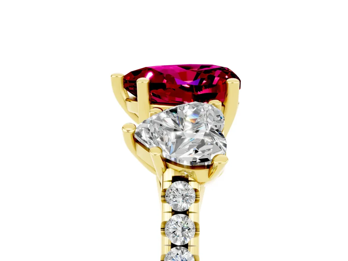 Three-Stone Heart Cut Garnet Ring with Round Pavé Band and Prong Setting Yellow gold