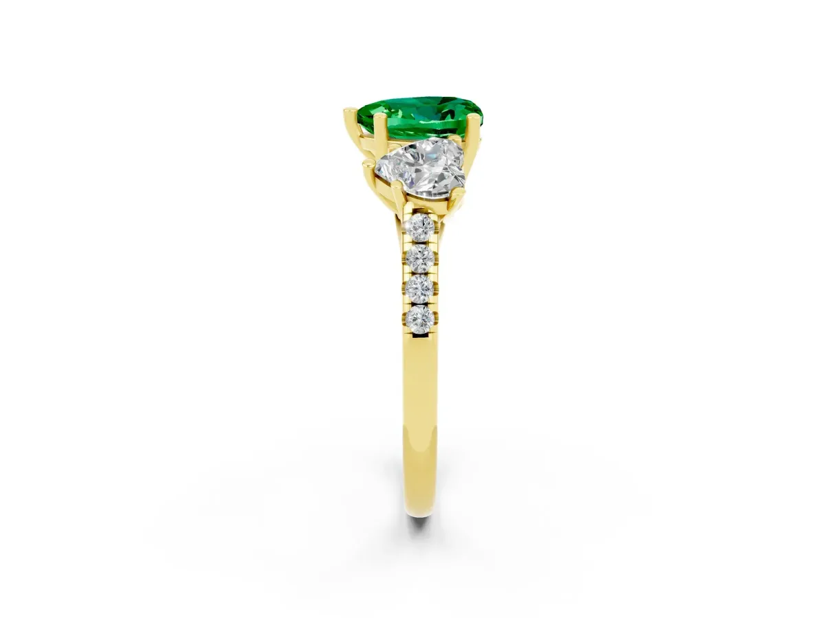 Three-Stone Heart Cut Emerald Ring with Round Pavé Band and Prong Setting Yellow gold