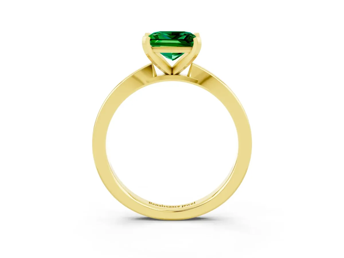 Princess Cut Emerald Solitaire Engagement Ring with Classic Band and Four-Prong Setting Yellow gold