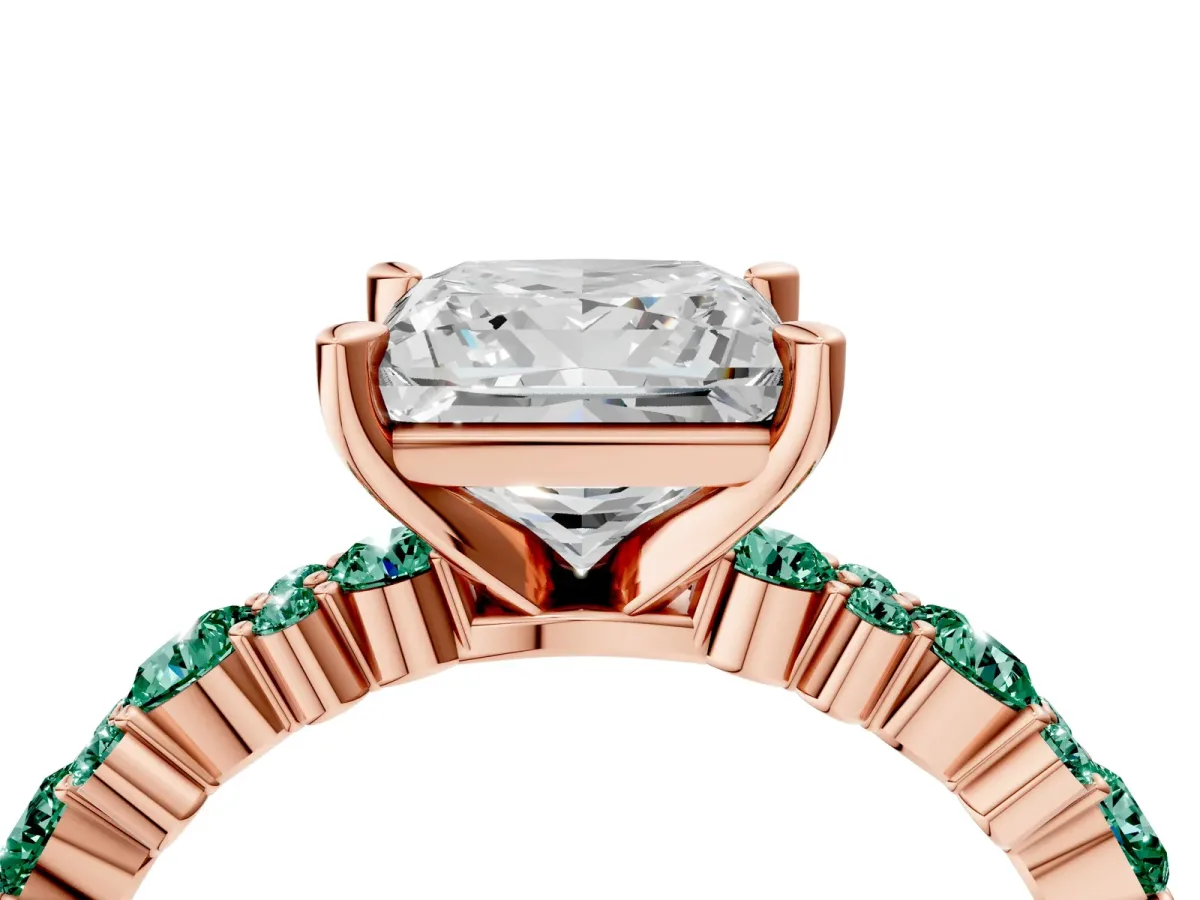 Princess Cut Diamond Side Stone Solitaire Ring with Round Green Sapphire and Four-Prong Setting Rose gold