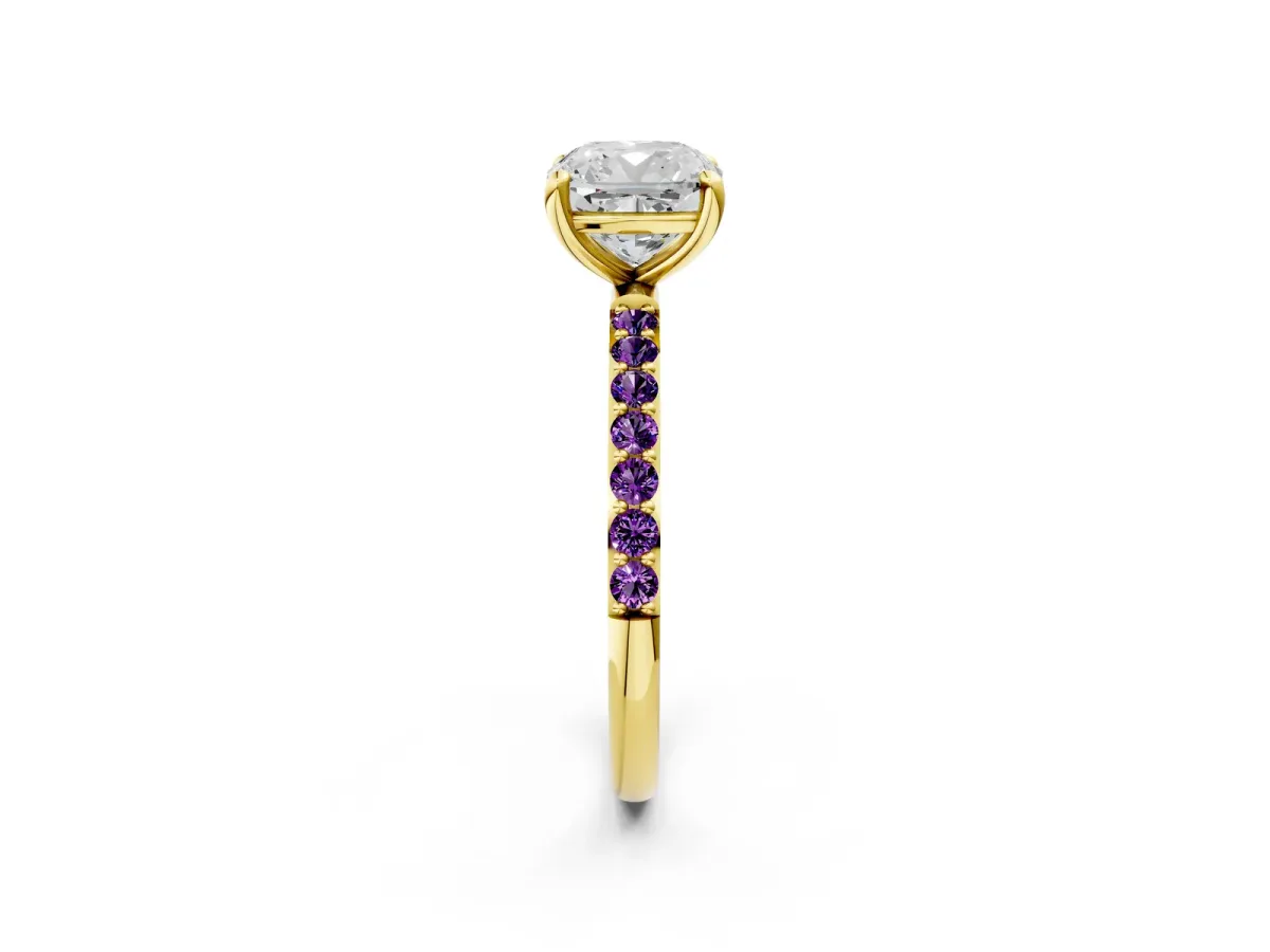 Cushion Cut Diamond Solitaire Ring with Round Amethyst Pavé Band and Prong Setting Yellow gold