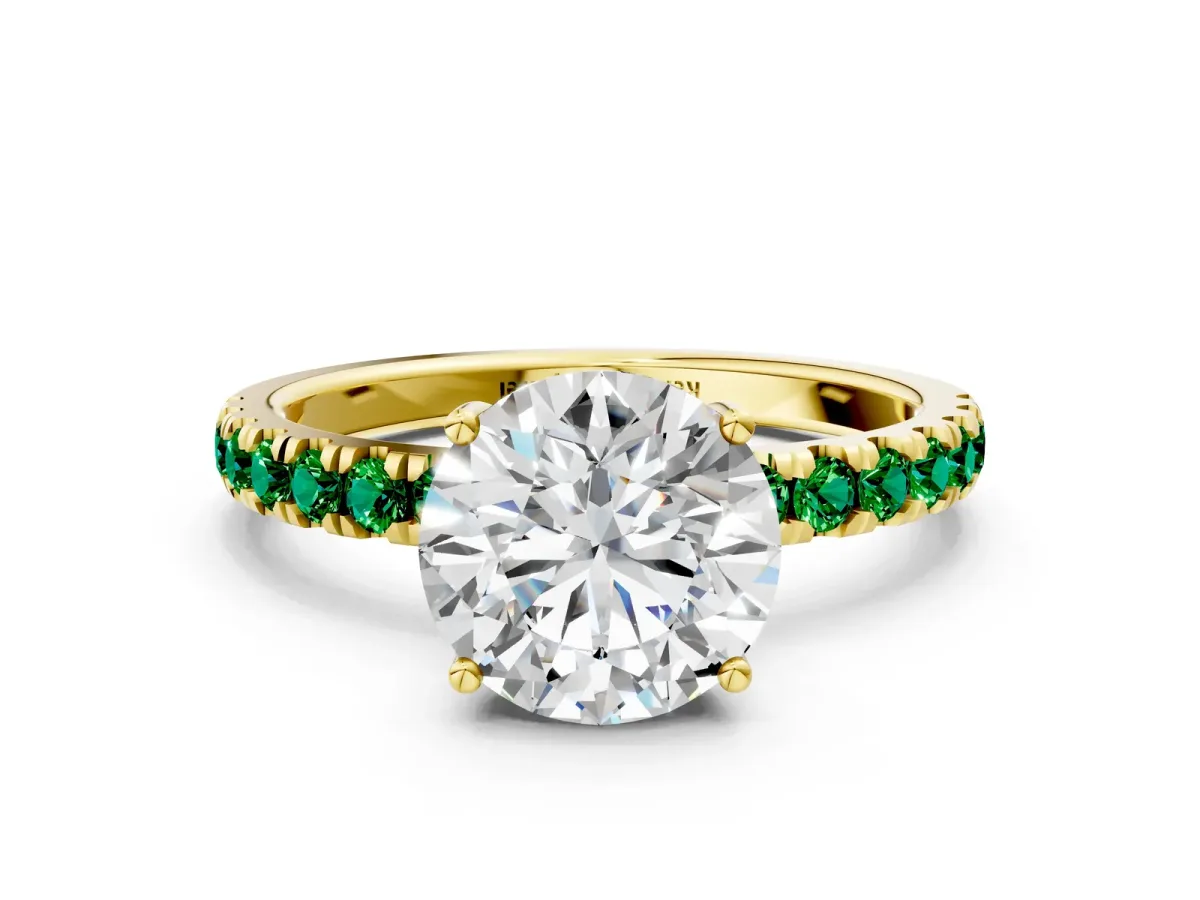 Round Cut Diamond Pave Band Solitaire Ring with Round Emerald and Prong Setting Yellow gold