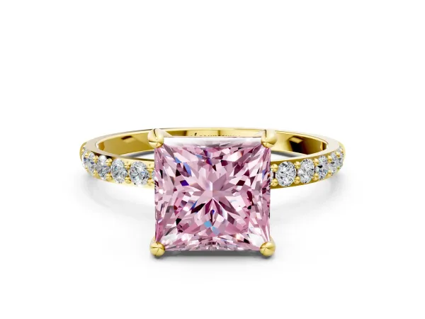 Fancy Pink Princess Cut Diamond Solitaire Ring with Round Pavé Band and Prong Setting Yellow gold