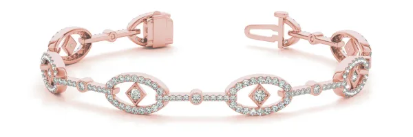 Pavé Diamond Oval Link Bracelet with Round Brilliant Cut Stones and Four-Prong Setting Rose gold