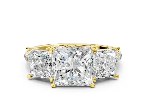 Three-Stone Princess Cut Diamond Ring with Round Moissanite Pavé Band and Prong Setting Yellow gold