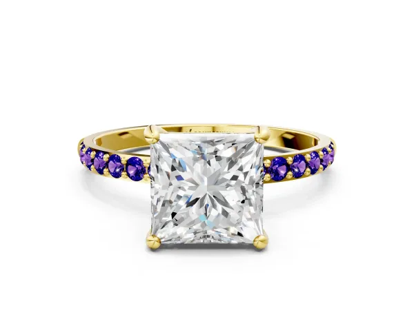 Princess Cut Diamond Solitaire Ring with Round Tanzanite Pavé Band and Prong Setting Yellow gold