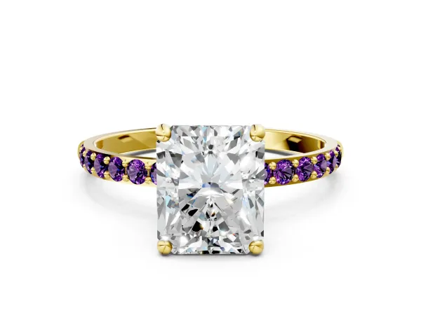 Radiant Cut Diamond Solitaire Ring with Round Amethyst Pavé Band and Prong Setting Yellow gold